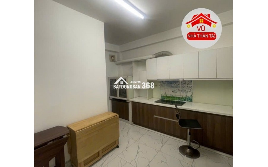 Bán nhà đẹp Măt Tiền Q.4, Gần Tân Vĩnh, 5,2m x 10m, 4 tầng, Giá nhỉnh 8 tỷ.